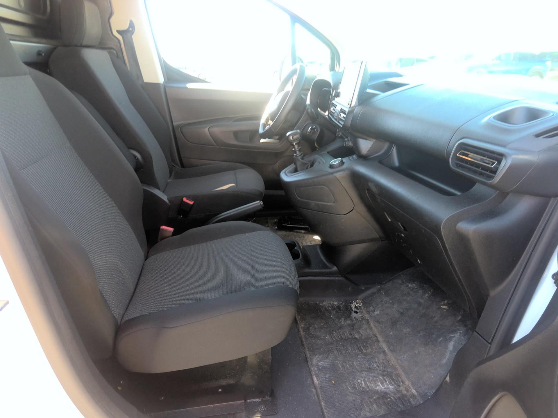 Citroen BERLINGO VAN TAILLE XL 950KG BLUEHDI 100 S&S BVM6 2023