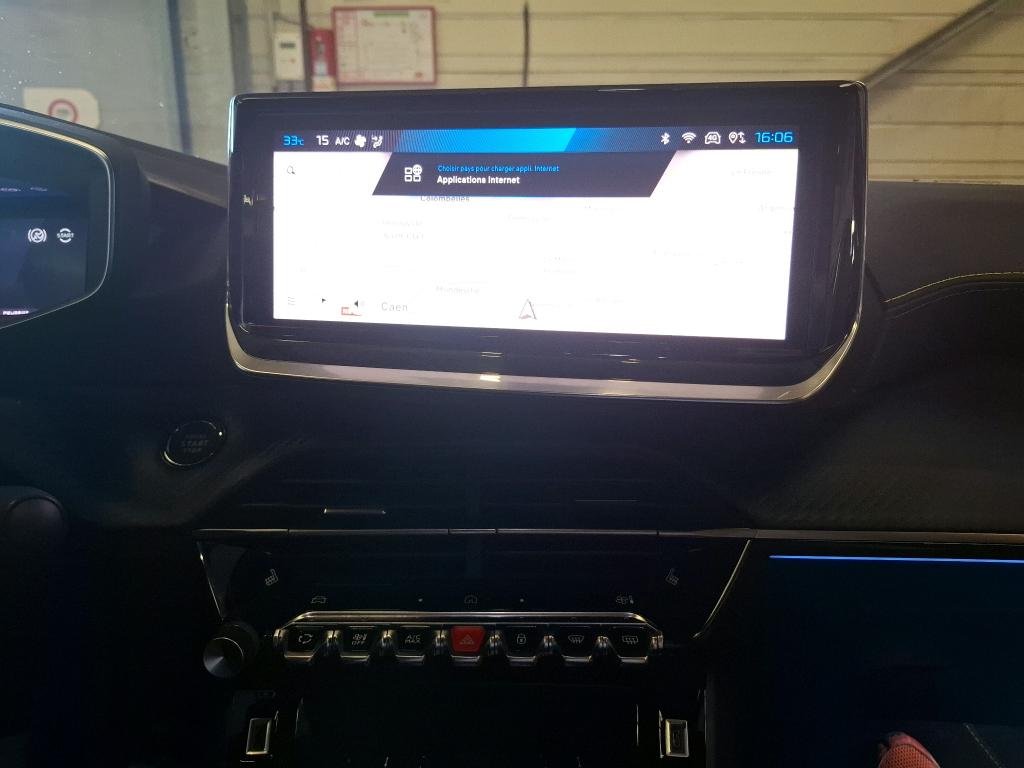 Peugeot 208 Hybrid 136 e-DCS6 GT 2024
