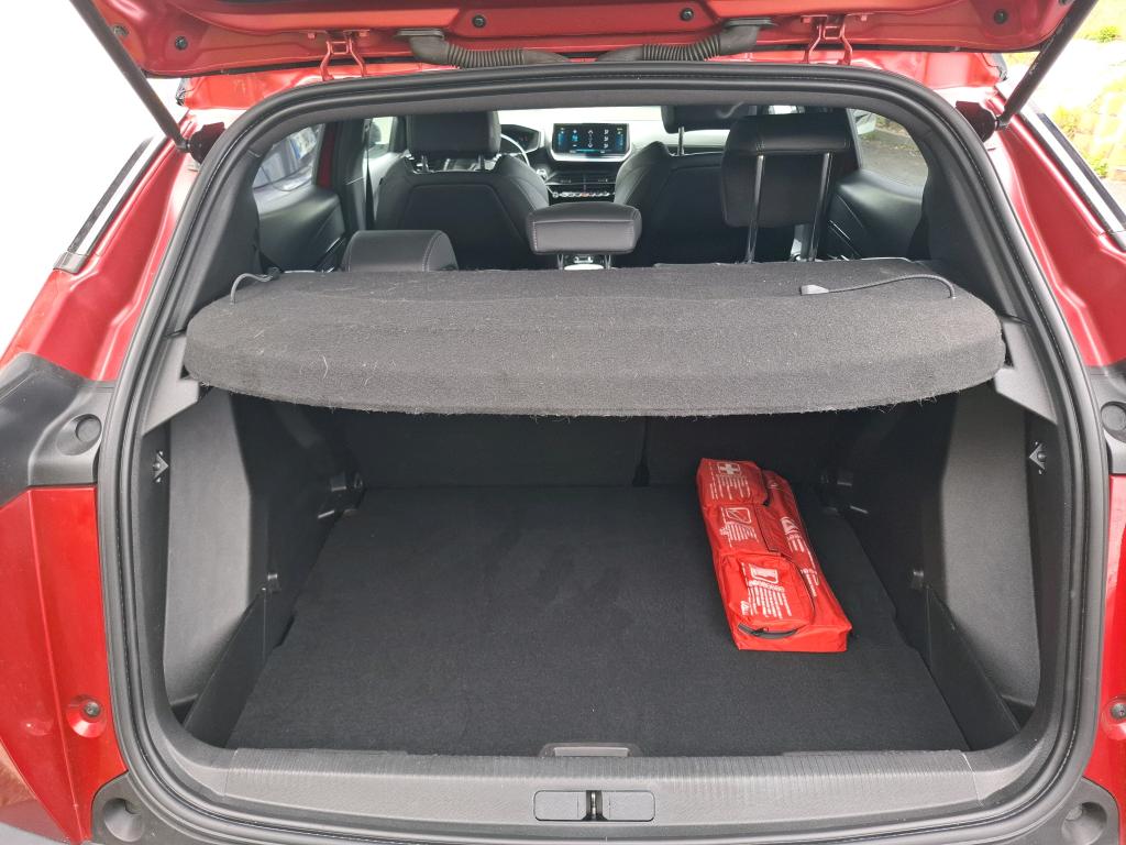 Peugeot 2008 Moteur électrique 136 ch GT Line 2021