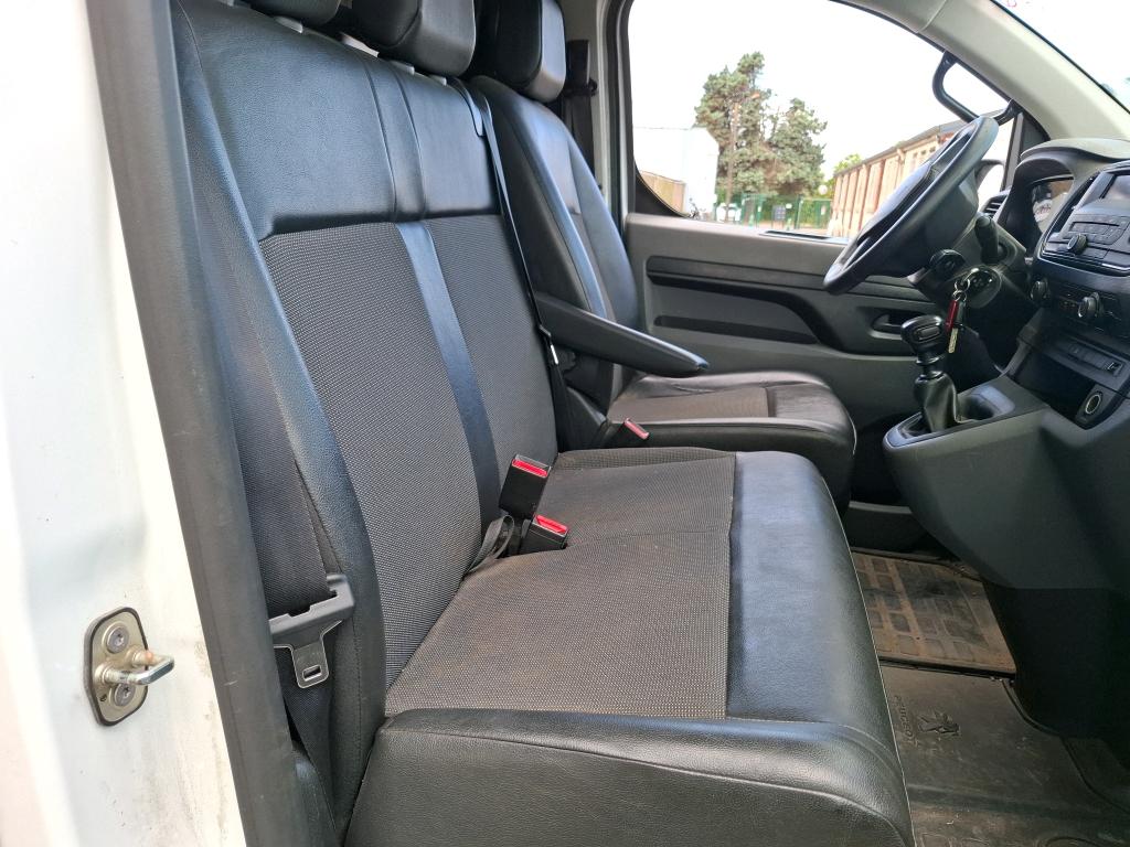 Peugeot EXPERT FGN TOLE STANDARD 2.0  BLUEHDI 120 S&S BVM6 PREMIUM 2018