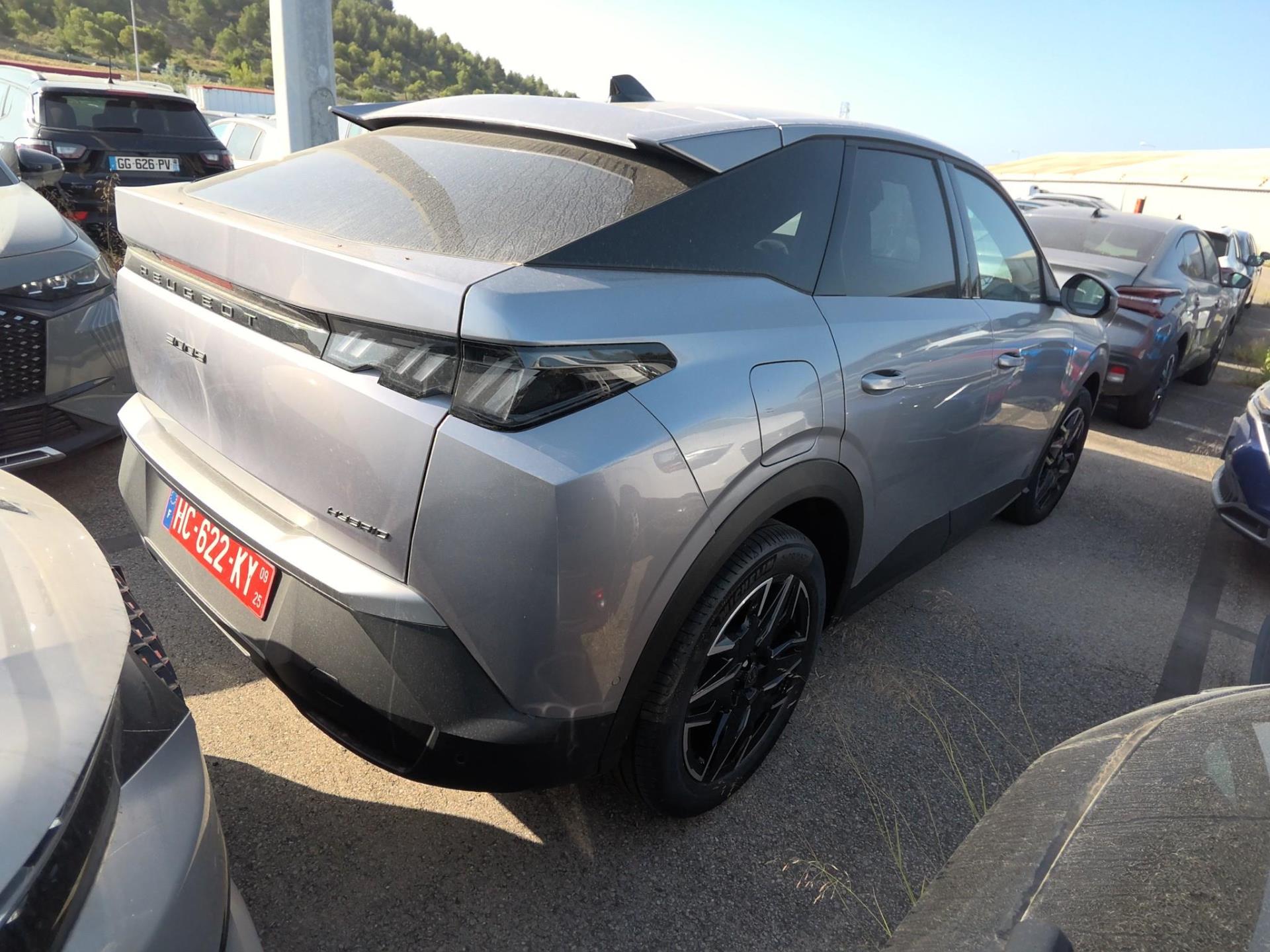 Peugeot 3008 Hybrid 136 e-DCS6 Allure 2025