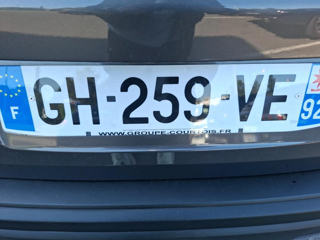 Peugeot 3008 BlueHDi 130ch S&S EAT8 Active Pack 2022