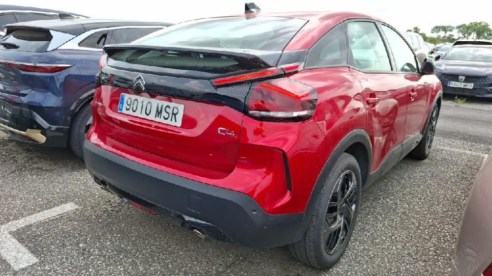 Foto Citroën C4 X 6