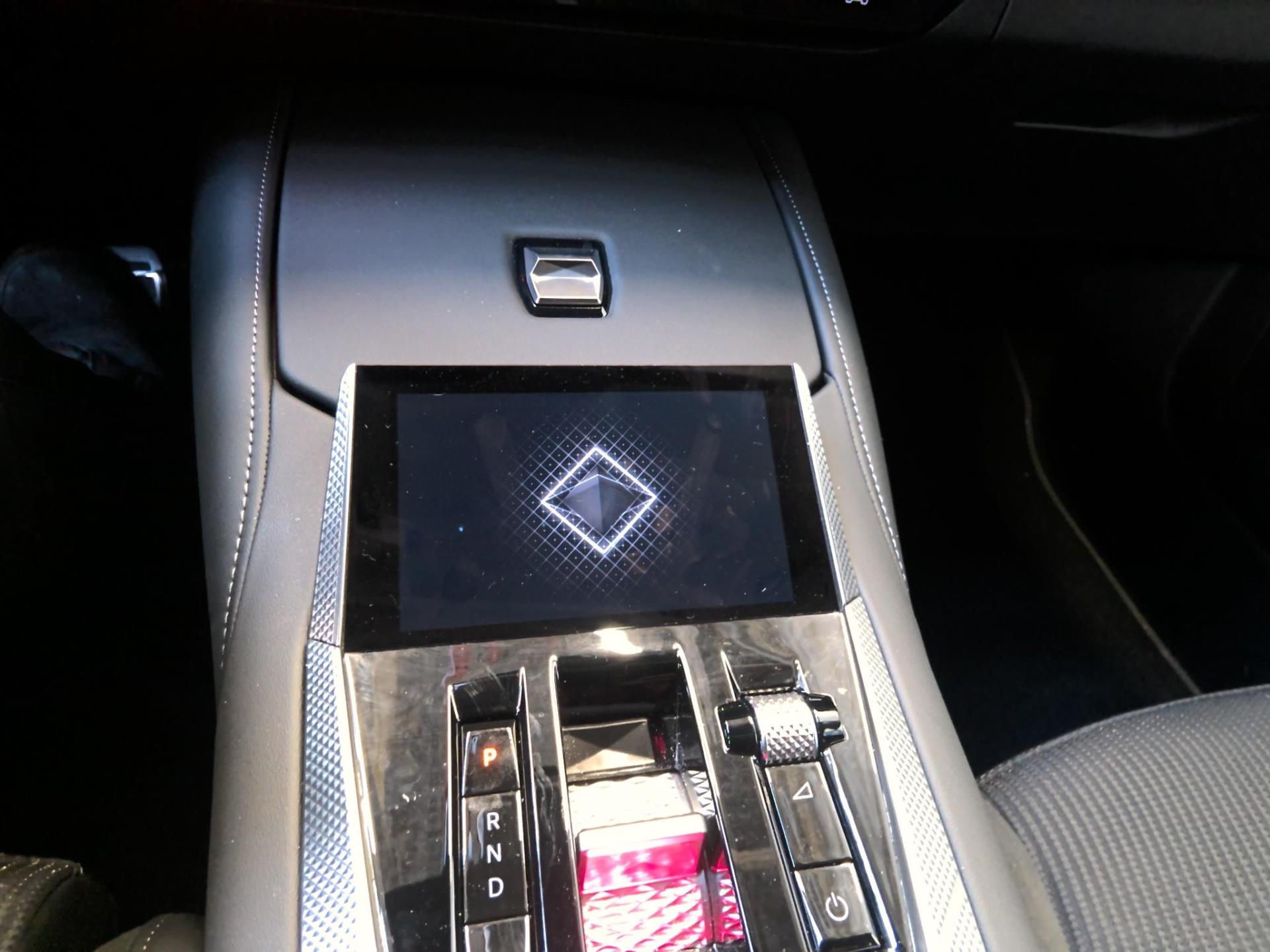 DS DS 4 BlueHDi 130 EAT8 Etoile - Alcantara 2024
