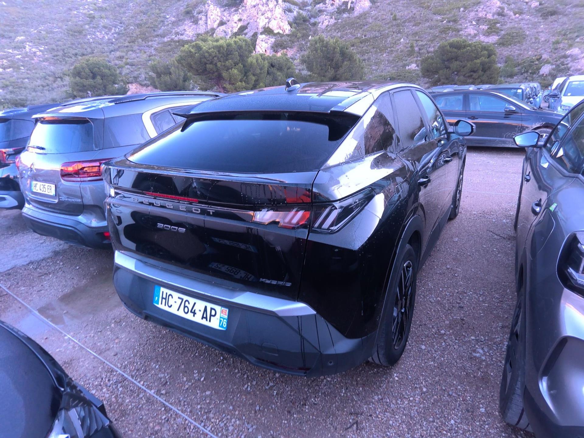 Peugeot 3008 III 
