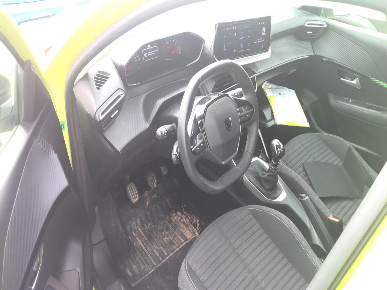 Foto Peugeot 208 3