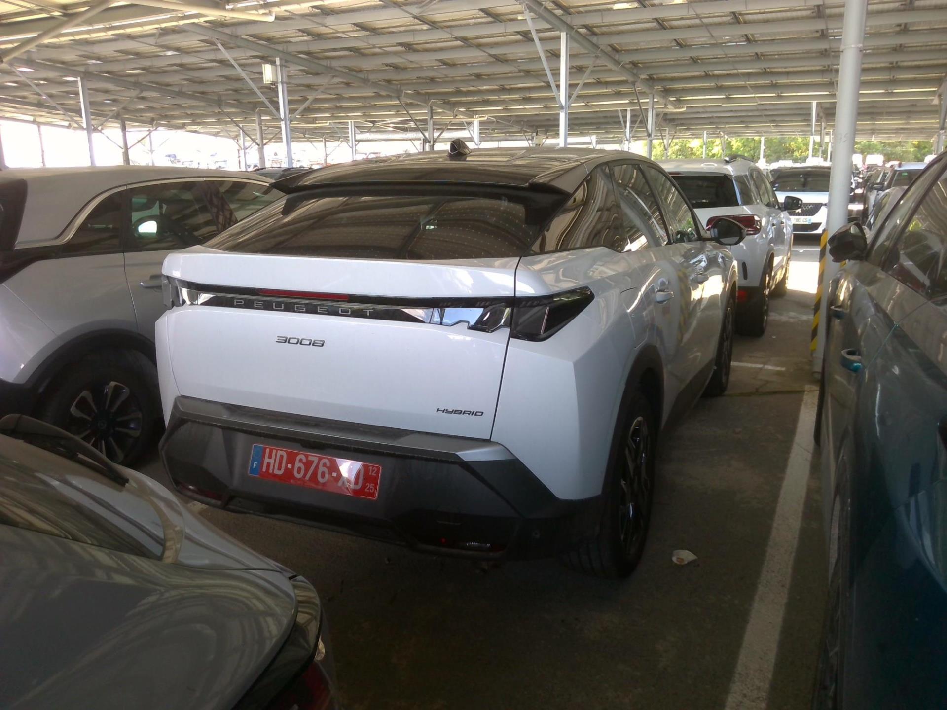Peugeot 3008 Hybrid 145 e-DCS6 GT 2025