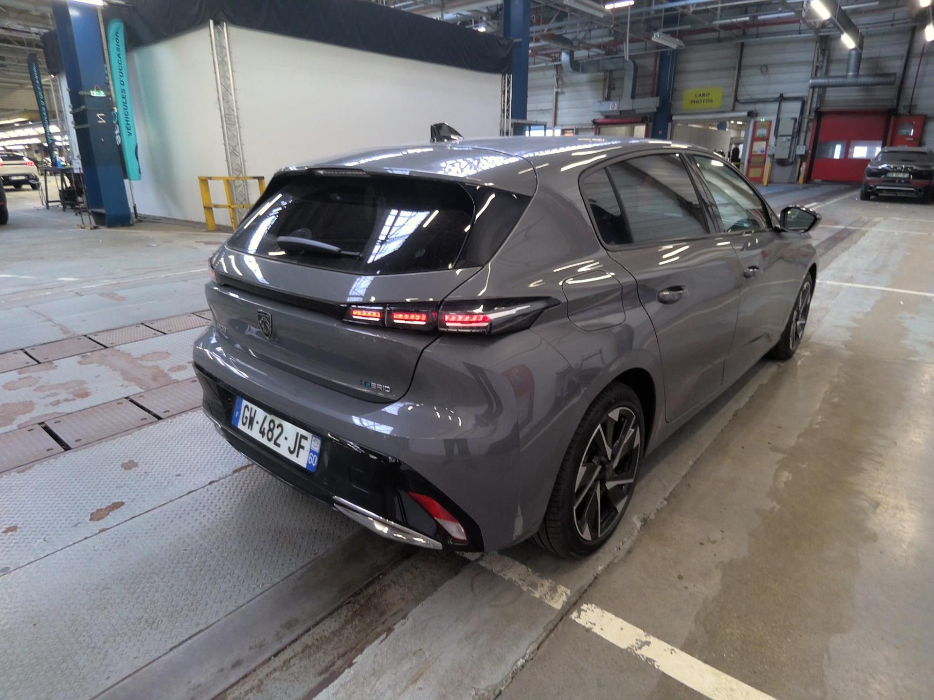 Peugeot 308 PHEV 180 e-EAT8 Allure 2024