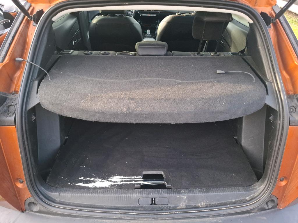 Peugeot 2008 BlueHDi 130 S&S EAT8 Allure 2021