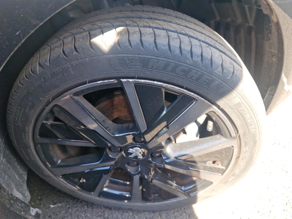 Peugeot 208 PureTech 100 S&S BVM6 GT 2023