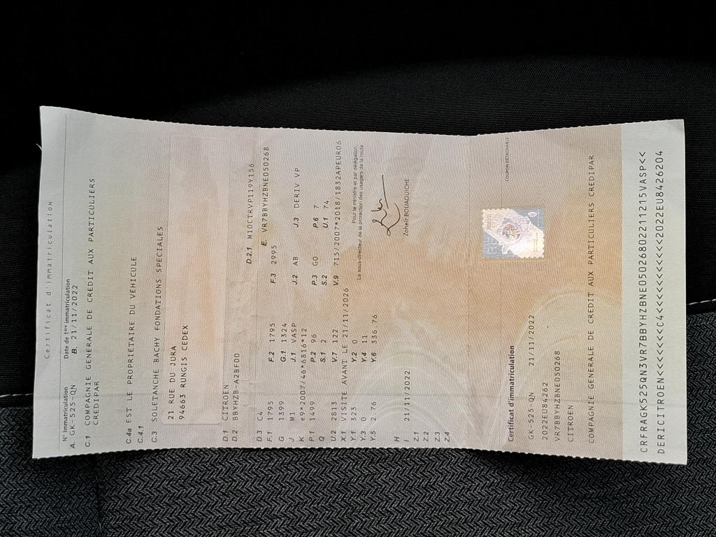 Citroen C4 SOCIETE BLUEHDI 130 S&S EAT8 FEEL NAV BUSINESS R 2022