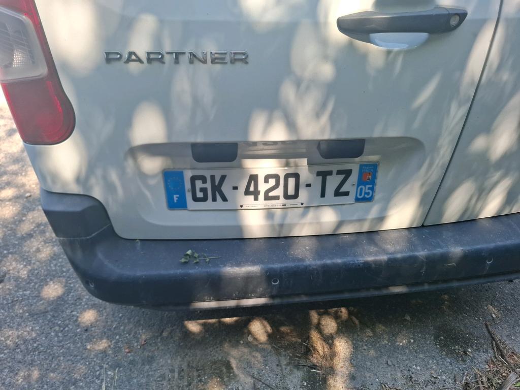 Peugeot PARTNER FOURGON STANDARD 650 KG BLUEHDI 100 S&S BVM6 ASPHALT 2022