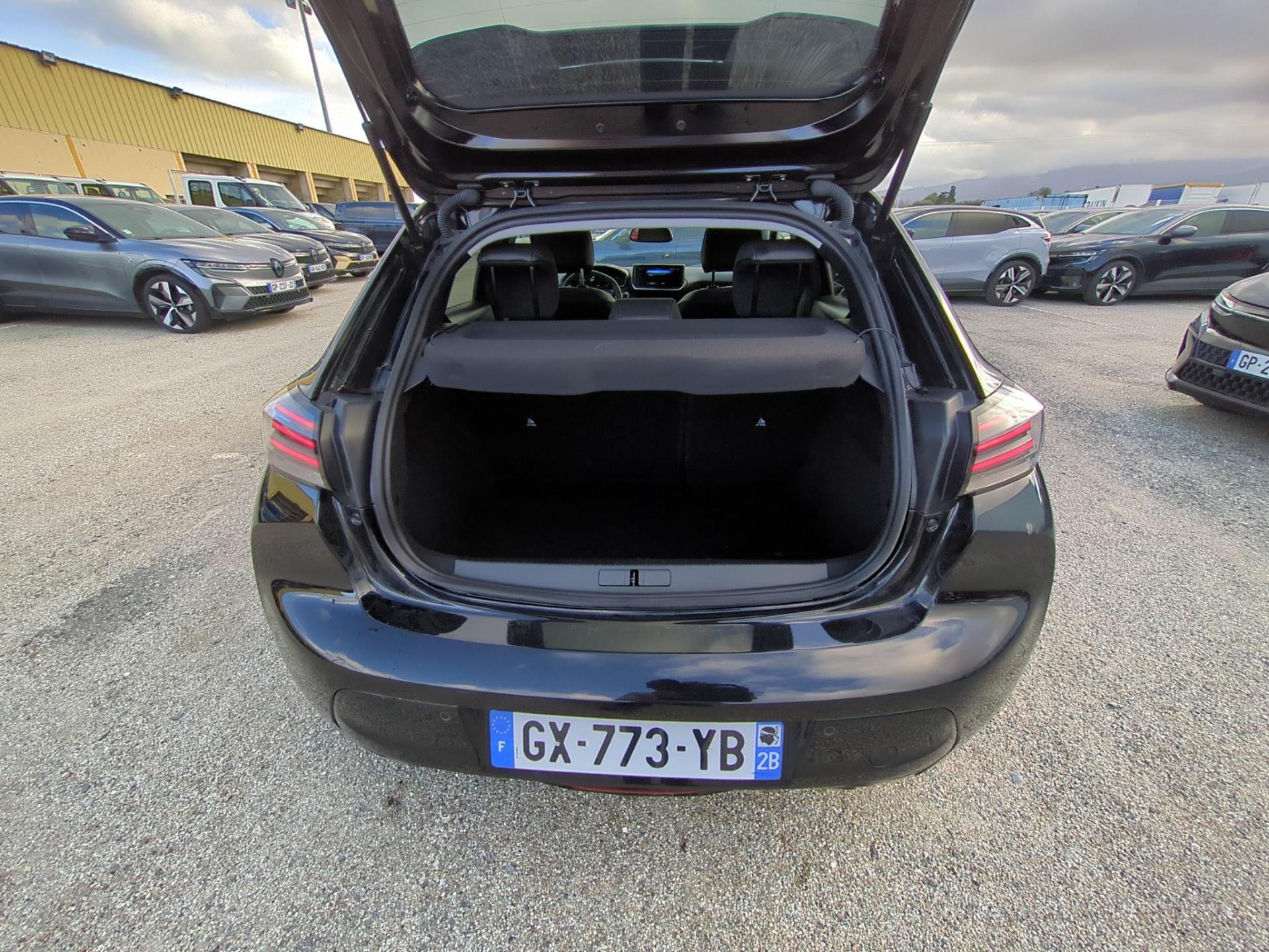 Peugeot 208 Hybrid 100 e-DCS6 Allure 2024