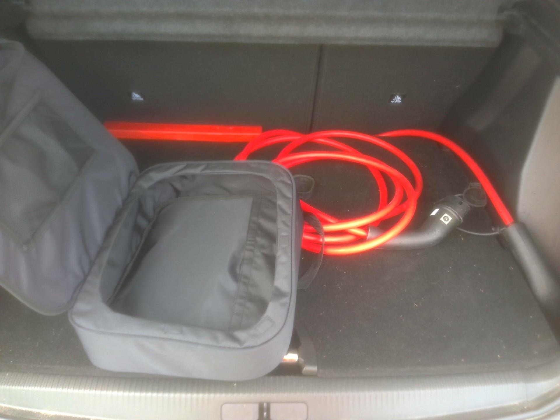 Peugeot 2008 Electrique 136 ch GT 2023