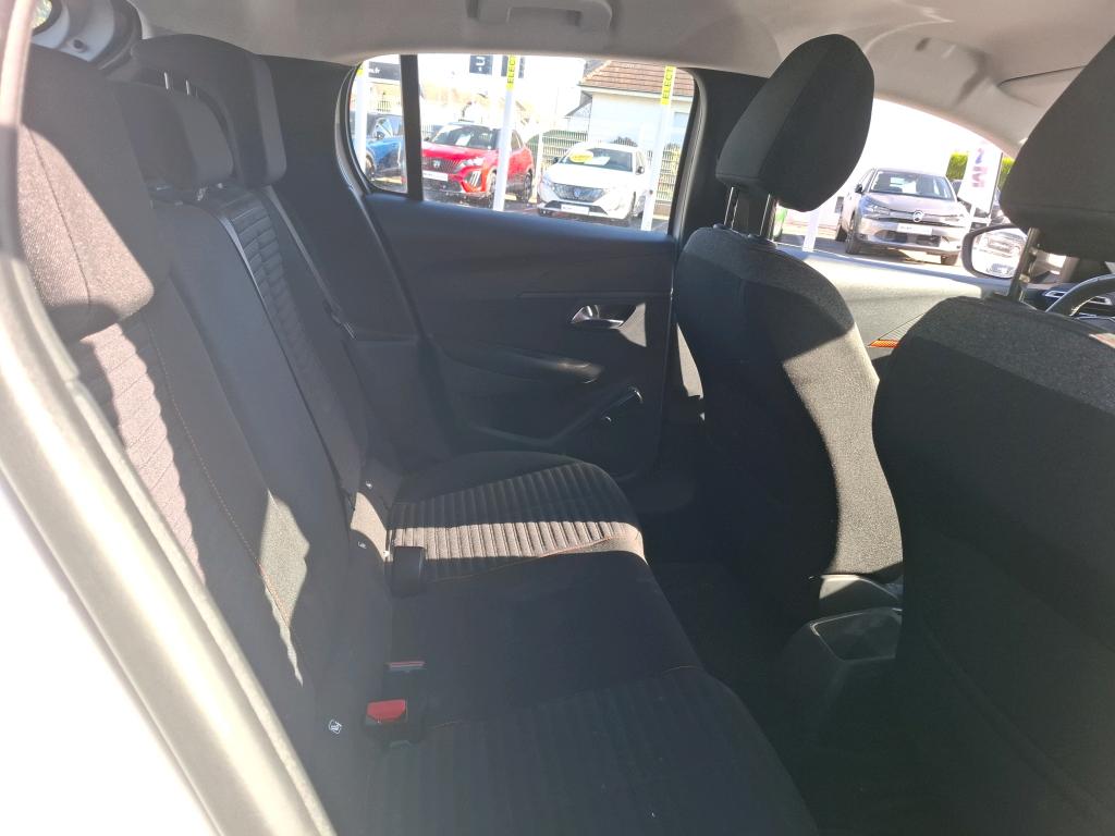 Peugeot 208 BlueHDi 100 S&S BVM6 Active 2021