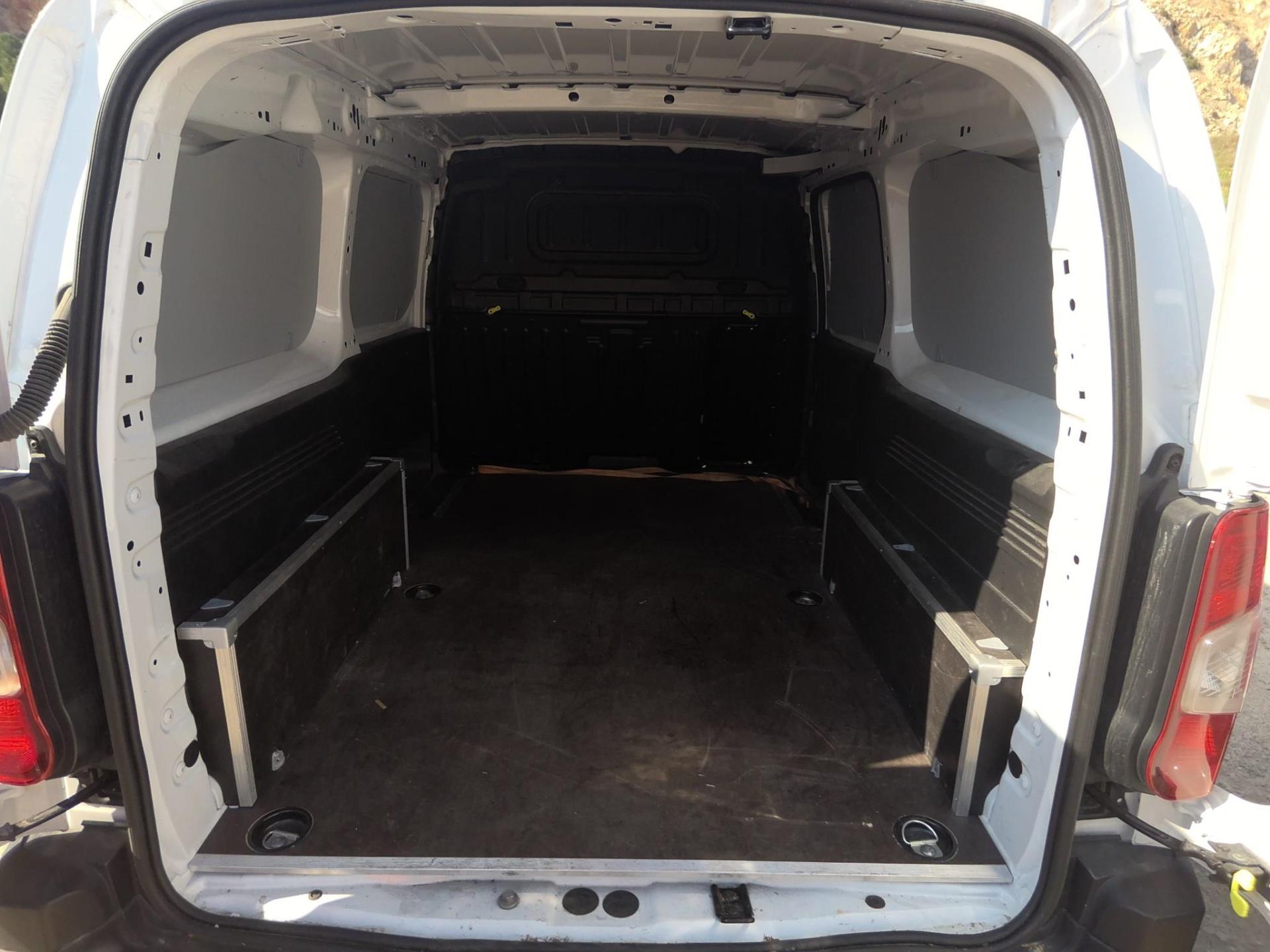 Citroen BERLINGO VAN TAILLE XL 950KG BLUEHDI 100 S&S BVM6  2024