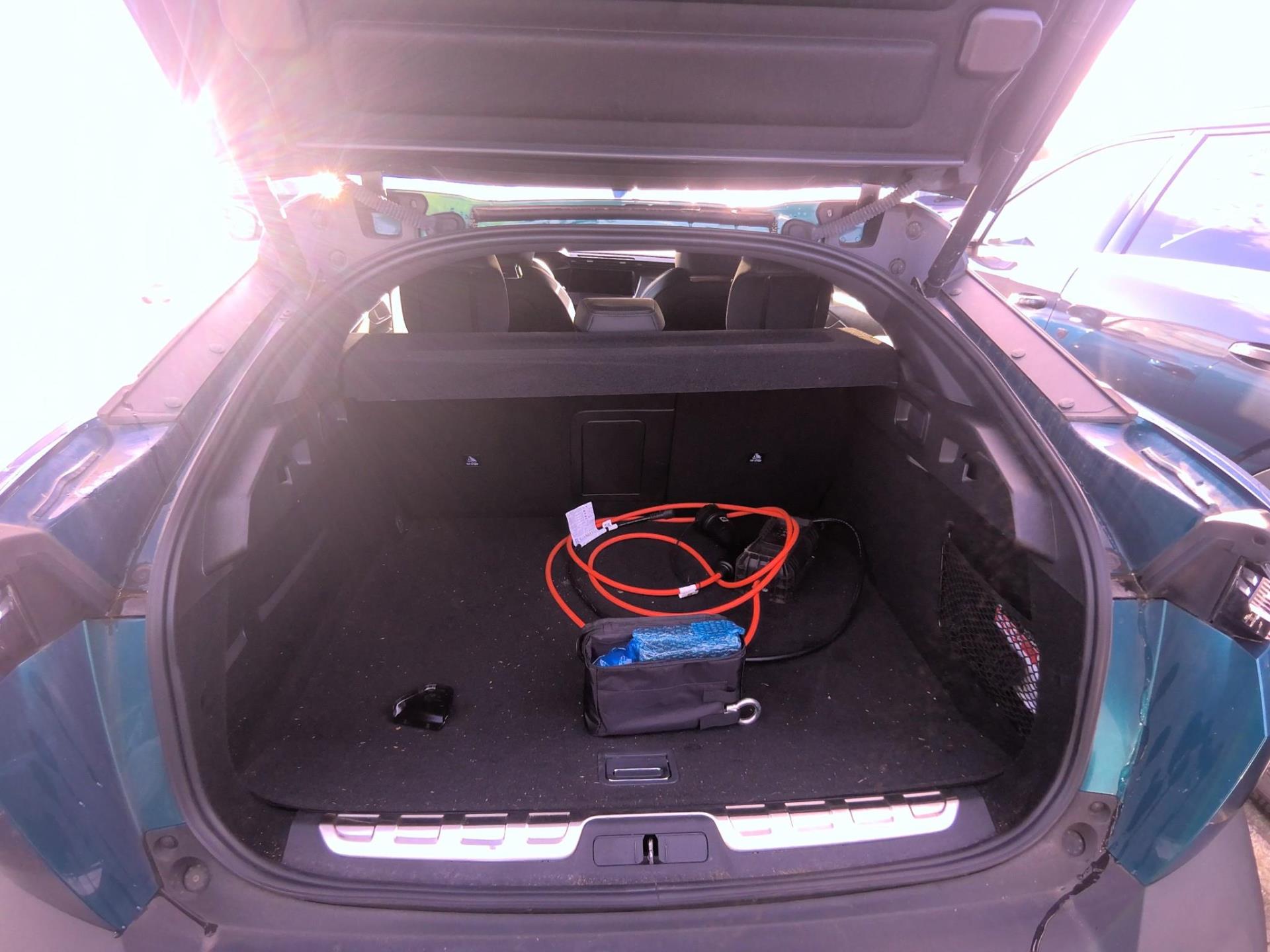 Peugeot 408 PHEV 225 e-EAT8 GT 2023