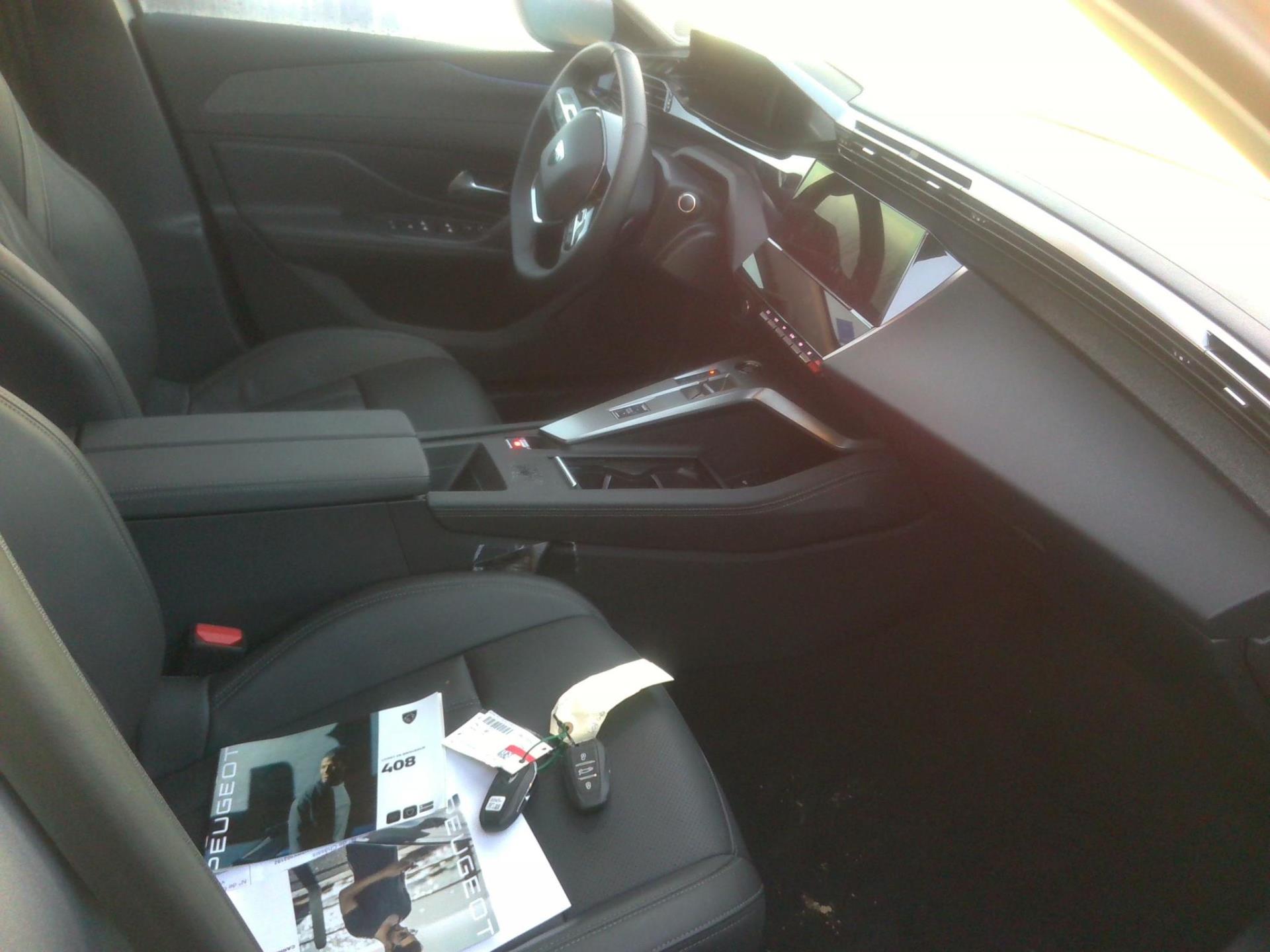 Peugeot 408 PHEV 180 e-EAT8 Allure Pack 2023