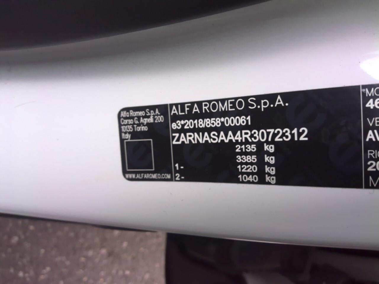 Foto Alfa Romeo Tonale 6