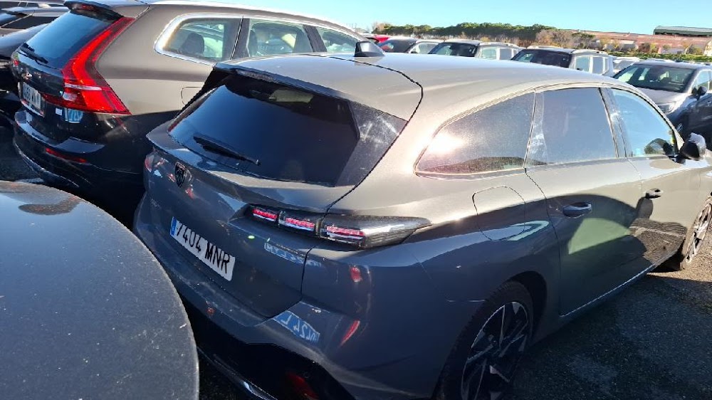 Foto Peugeot 308 8