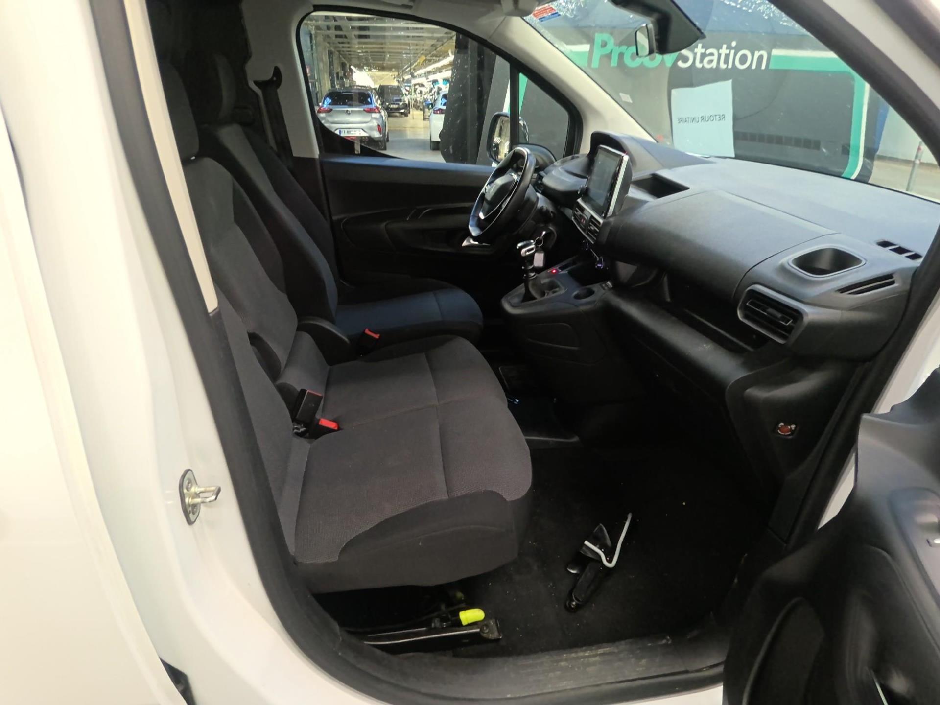 Peugeot PARTNER FOURGON M 950 KG BLUEHDI 100 S&S BVM6  2023