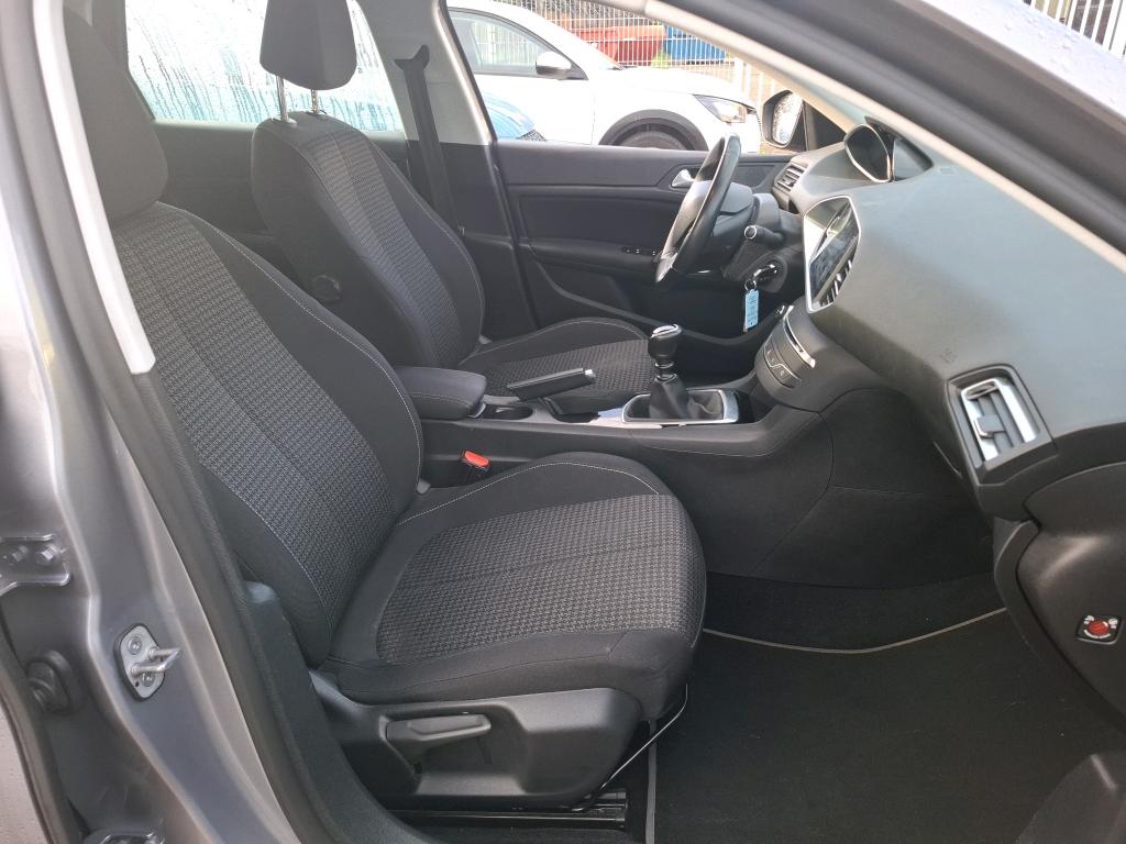 Peugeot 308 SW BlueHDi 130ch S&S BVM6 Active Business 2021