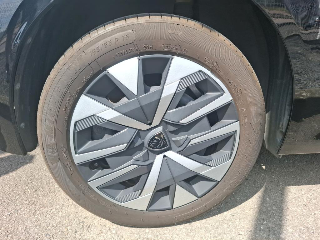 Peugeot 208 PureTech 100 S&S BVM6 Active 2024