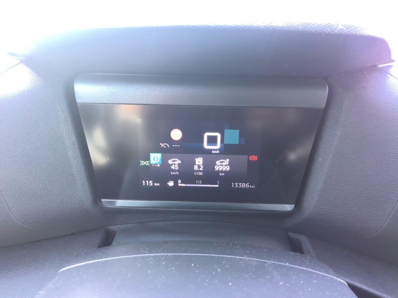 Foto Citroën C4 X 5