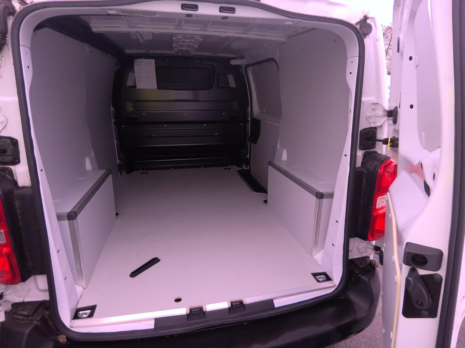 Peugeot EXPERT FGN TOLE M BLUEHDI 120 S&S BVM6 2023