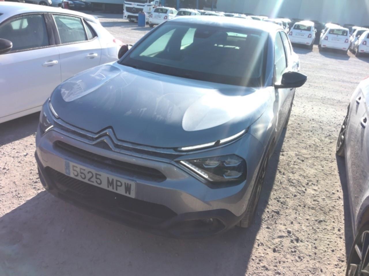 Foto Citroën C4 X 11