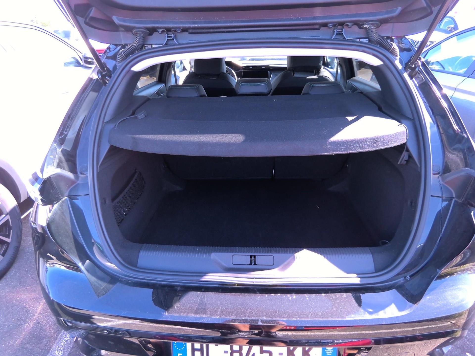 Peugeot 308 Hybrid 145 e-DCS6 Allure 2025