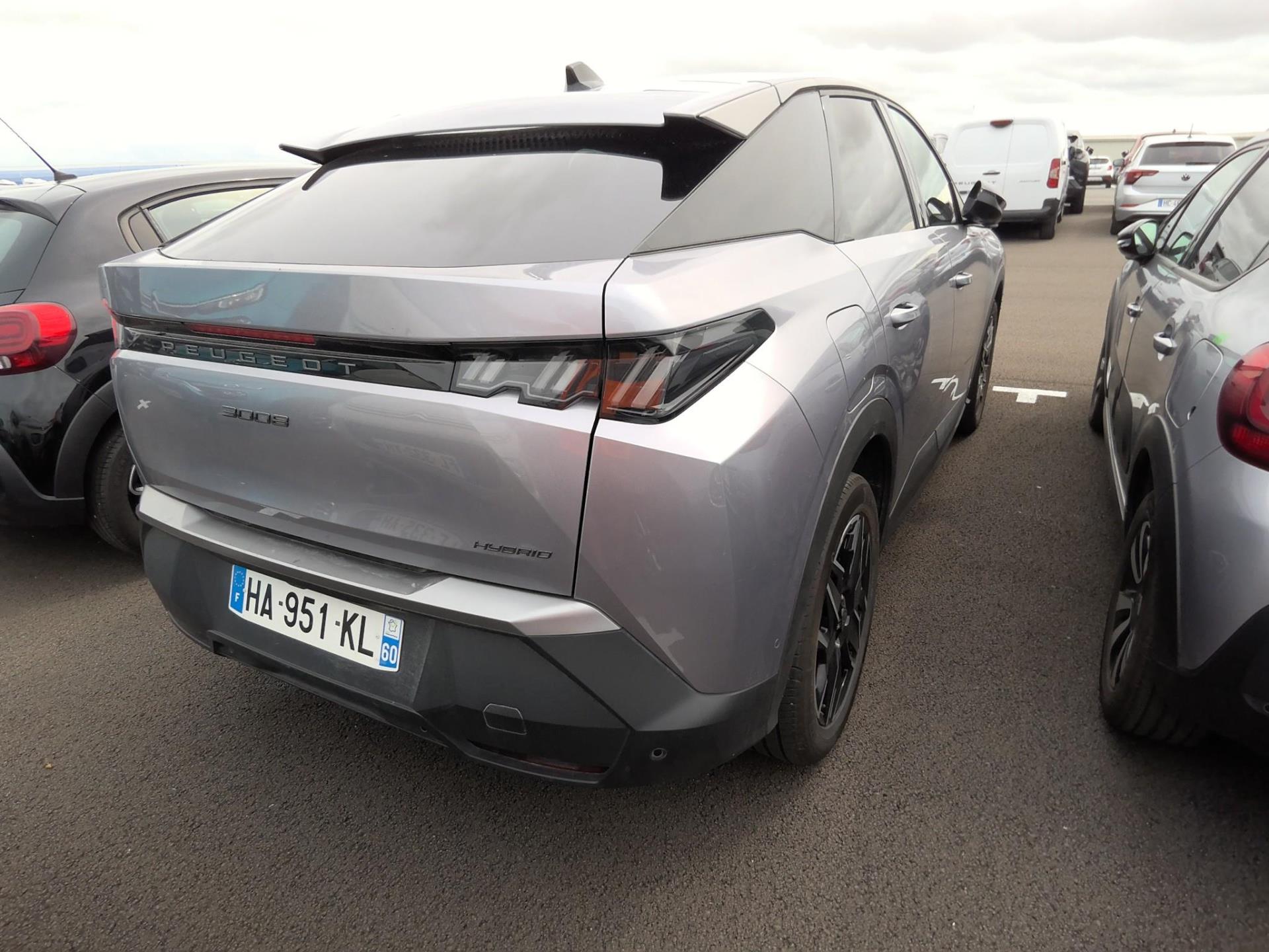Peugeot 3008 Hybrid 136 e-DCS6 Allure 2024
