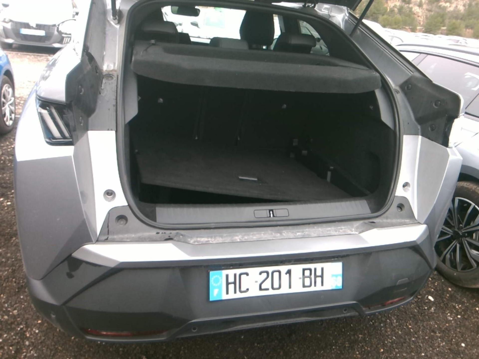 Peugeot 3008 Hybrid 136 e-DCS6 Allure 2025