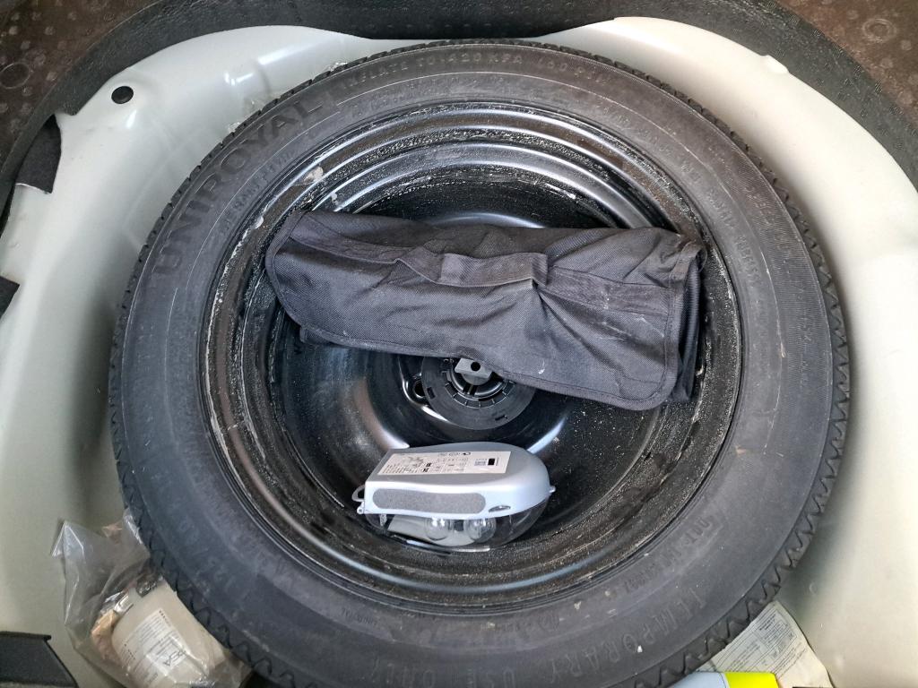 Peugeot 208 BLUEHDI 100 S&S BVM6 PREMIUM PACK 2021