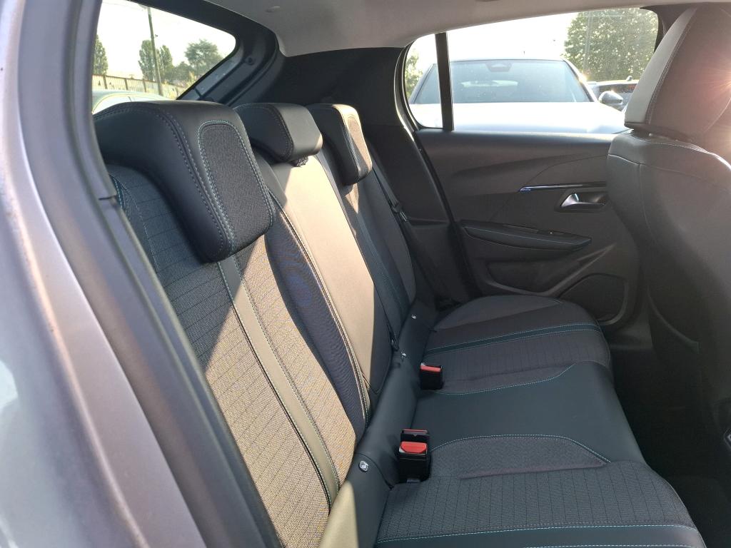 Peugeot 208 BlueHDi 100 S&S BVM6 Allure Pack 2021