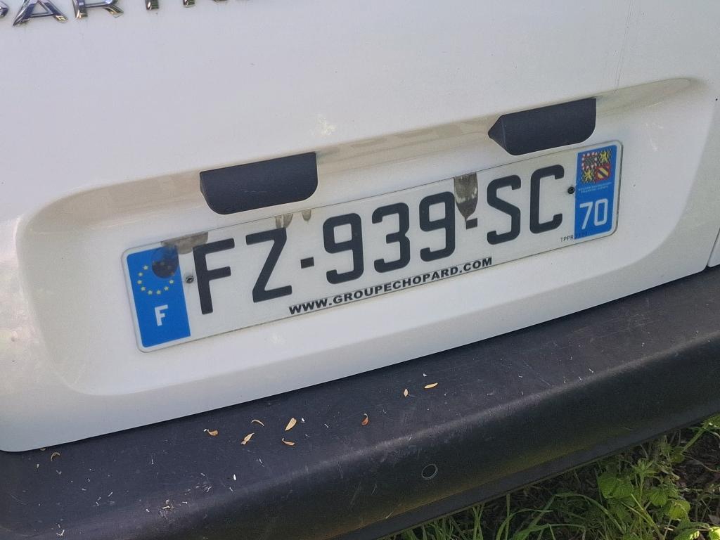 Peugeot PARTNER FOURGON STANDARD 1000 KG BLUEHDI 100 S&S BVM5 GRIP 2021