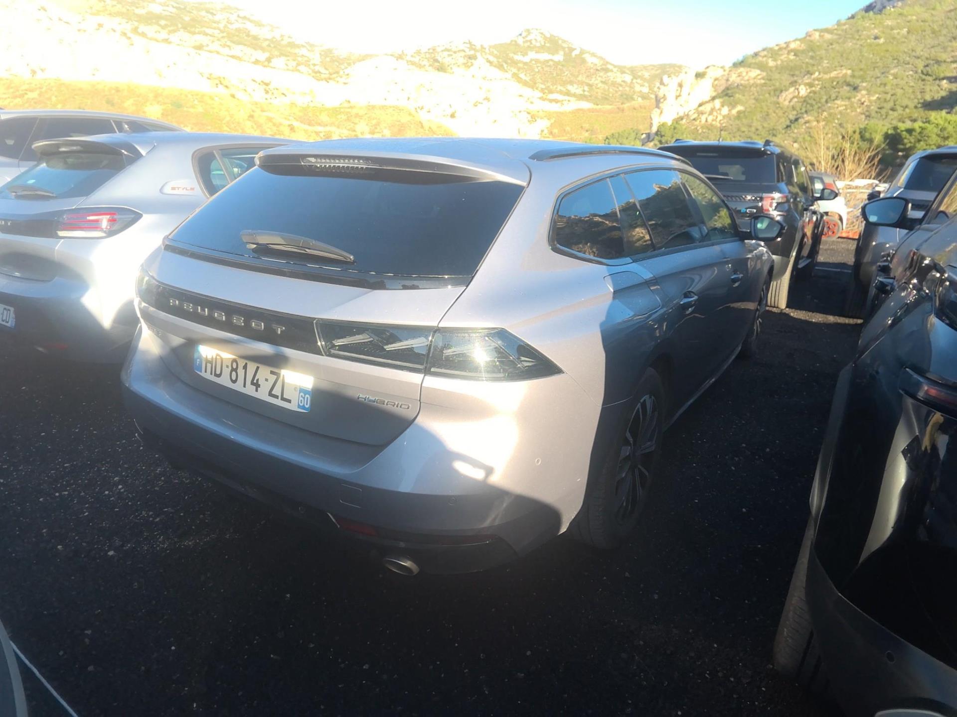 Peugeot 508 SW Hybrid 180 e-EAT8 Allure 2025