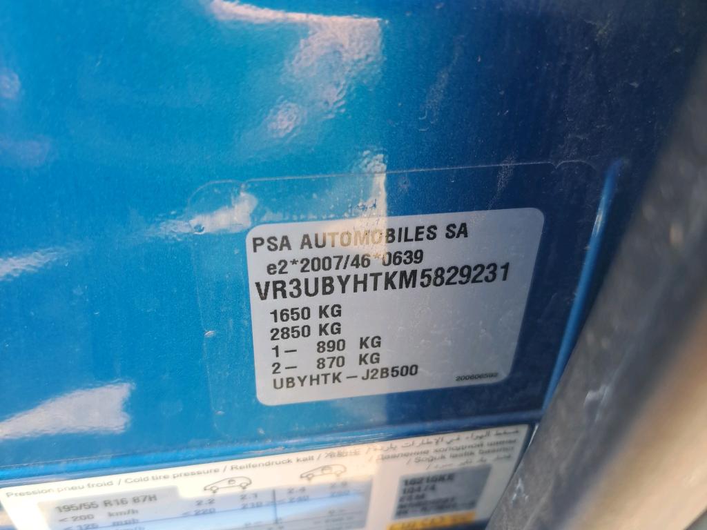 Peugeot 208 BlueHDi 100 S&S BVM6 Allure Business 2021