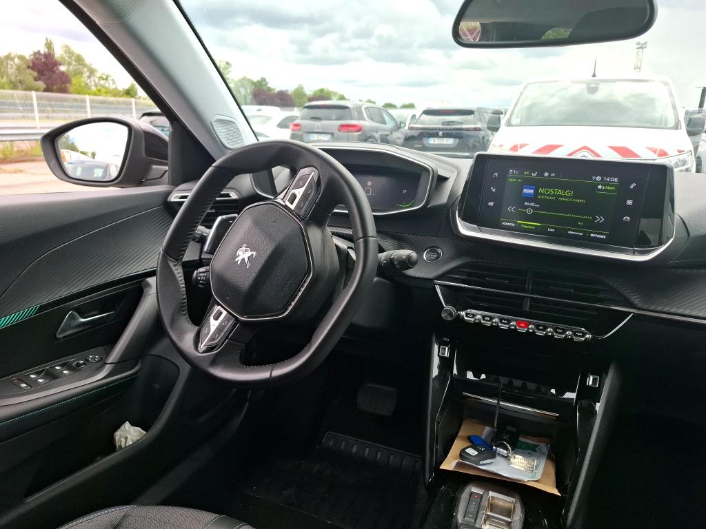 Peugeot 2008 PureTech 130 S&S EAT8 Allure Pack 2022