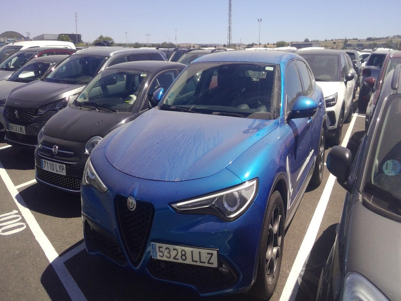 Foto Alfa Romeo Stelvio 2