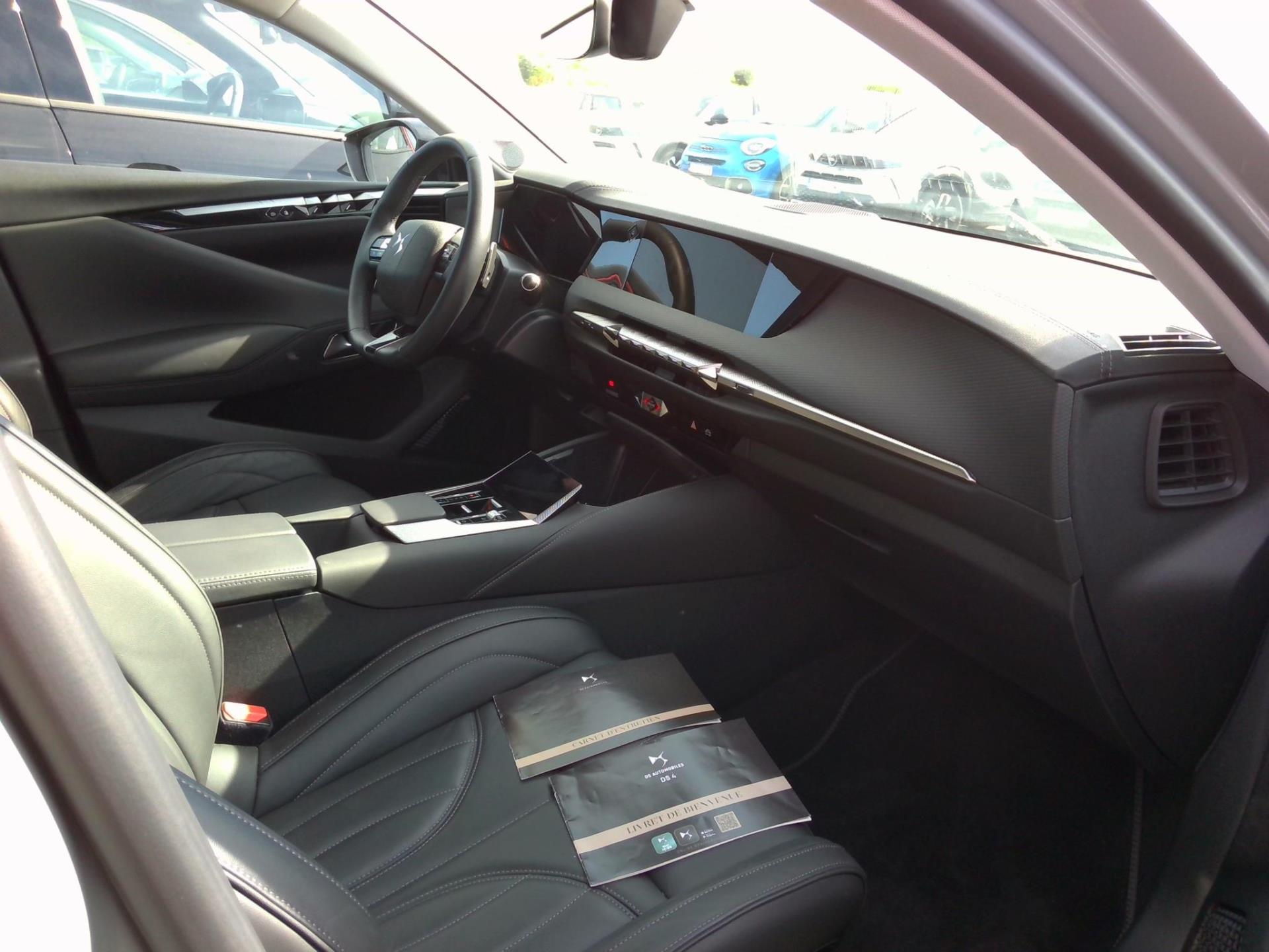 DS DS 4 PureTech 130 EAT8 Cross Rivoli 2023