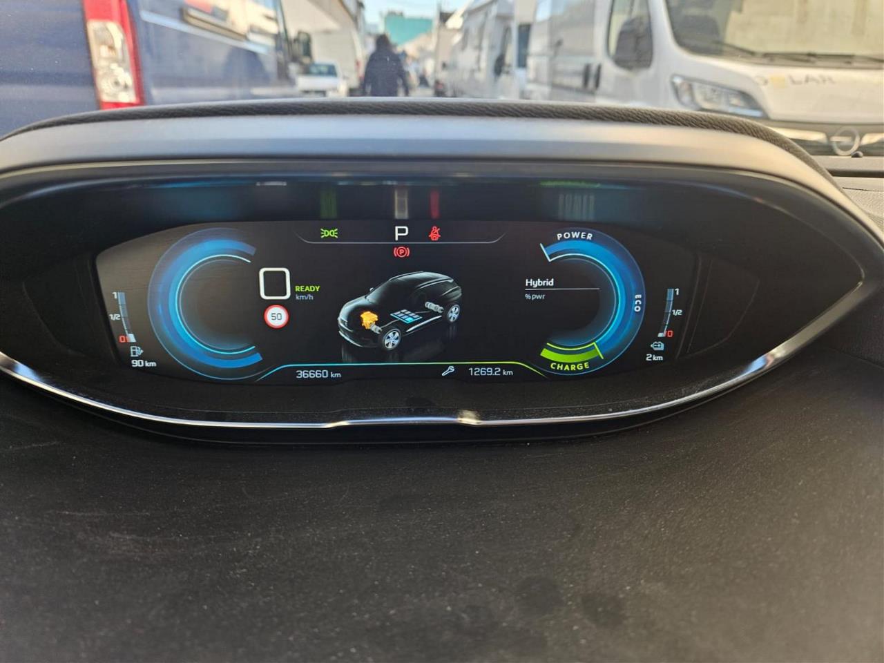 Foto Peugeot 3008 Hybrid 6