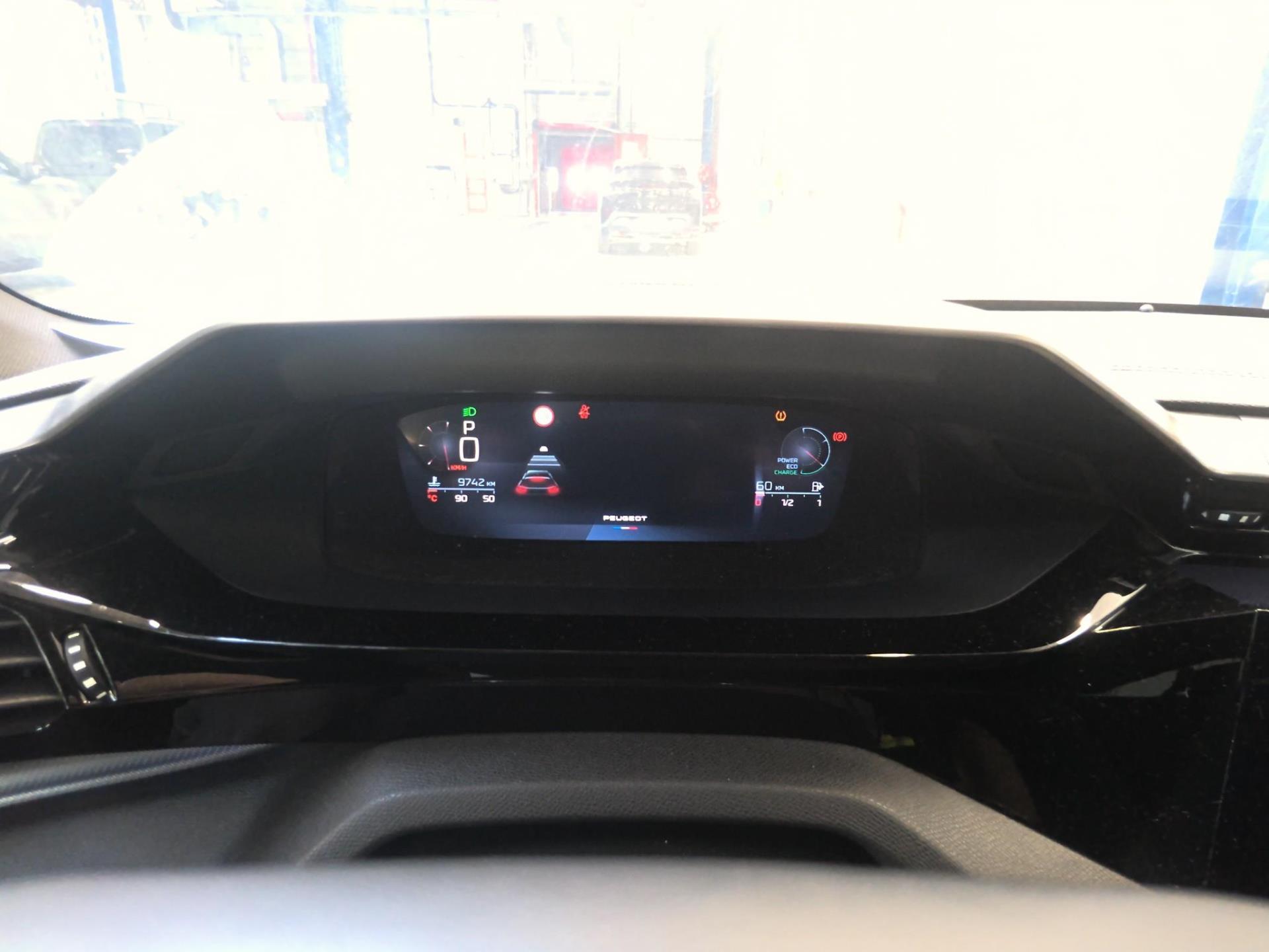 Peugeot 308 SW Hybrid 136 e-DCS6 GT 2025