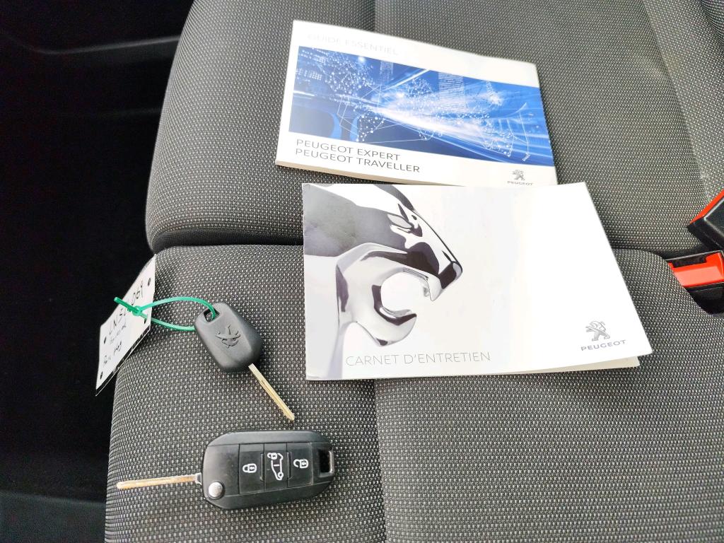 Peugeot PARTNER FOURGON STANDARD 1000 KG BLUEHDI 100 S&S BVM5 ASPHALT 2020