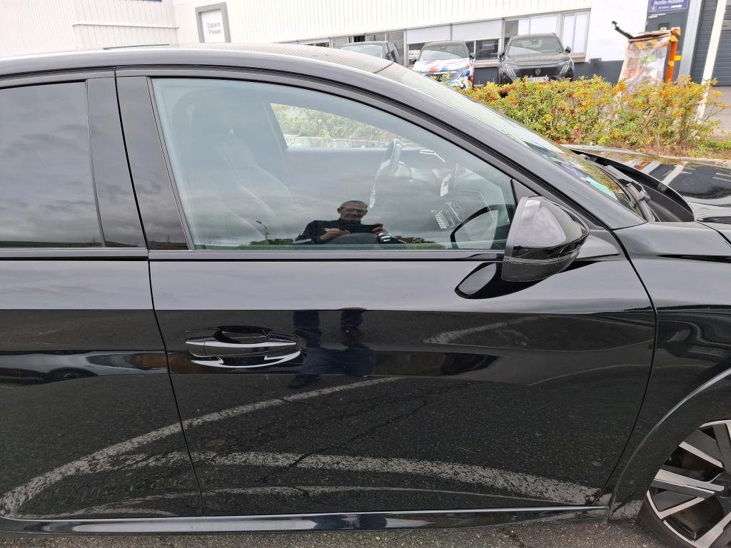 Peugeot 208 PureTech 100 S&S BVM6 GT 2023