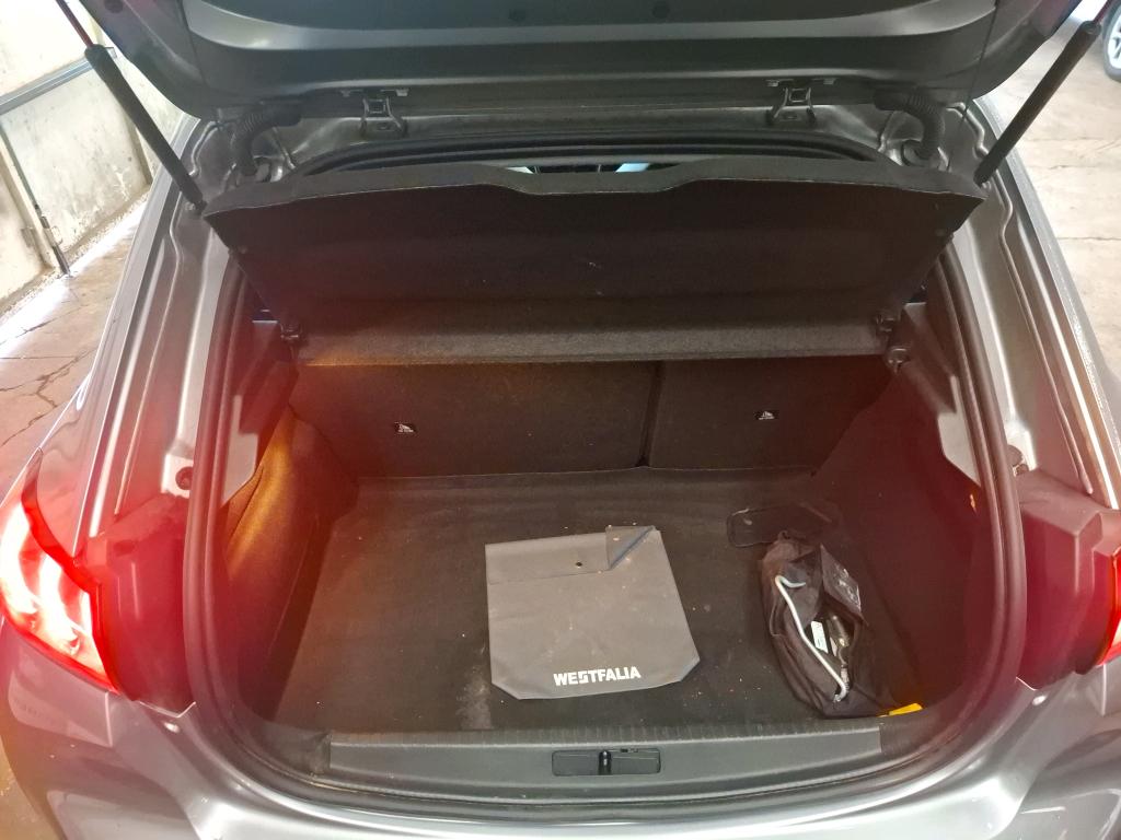 Peugeot 208 BlueHDi 100 S&S BVM6 Allure Pack 2022