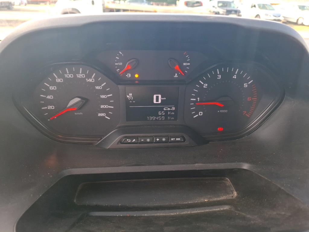 Peugeot PARTNER FOURGON STANDARD 650 KG BLUEHDI 100 S&S BVM5 PREMIUM 2020