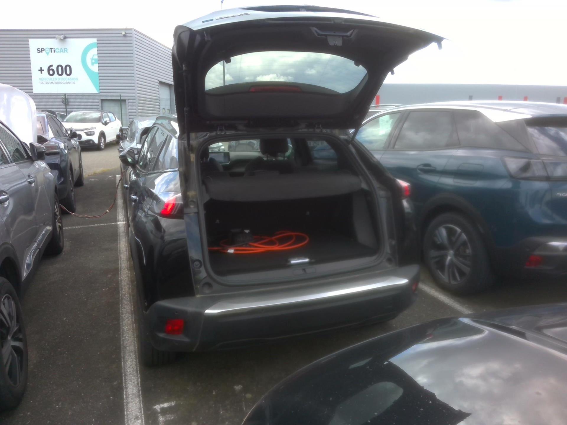 Peugeot 2008 Electrique 136 ch GT 2022