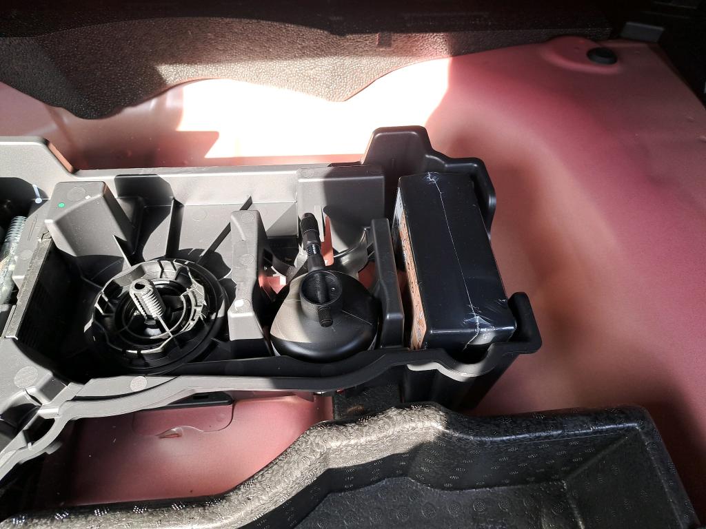 Peugeot 2008 PureTech 130 S&S EAT8 GT 2022