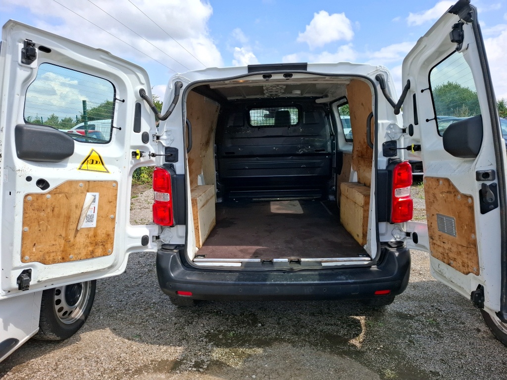Citroen JUMPY FGN M BLUEHDI 120 S&S BVM6 CLUB 340 NM 2019